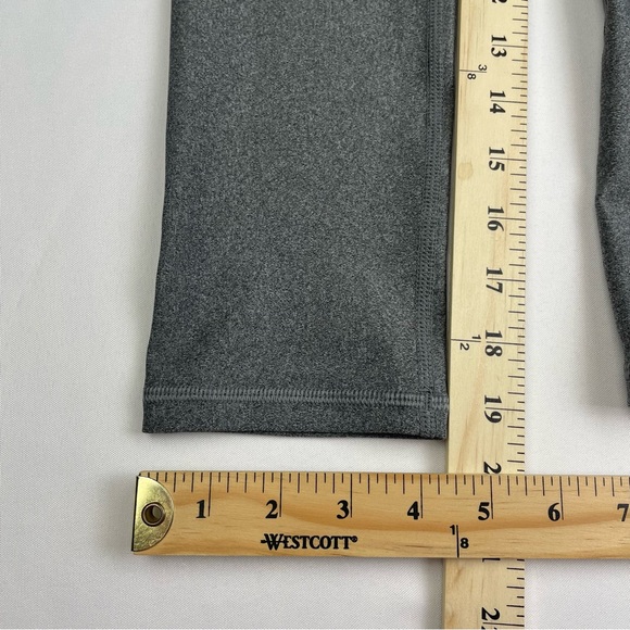 Under Armour Leggings Womens XS Gray Heat Gear Crop Compression W/ Logo NWT - Picture 10 of 11